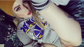 Blonde Warriors Babe Fucks Herself Good