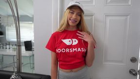 Blonde with Braces Khloe Kapri squirts on Conor&#039;s wet burrito