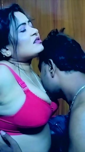 The girl came to the hotel and started having sex with Hotel Boy..   Clip 2