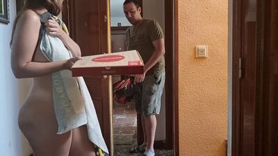 Lucky pizza delivery guy gets to fuck that splendid girl