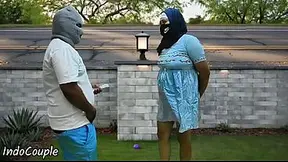 Amateur Asian hijab Muslim student gives a moist and sloppy balls-deep-throat