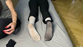 SWEATY AND VERY DIRTY WHITE OPAQUE NYLON COVERED FEET SURPRISE **CUSTOM CLIP** - MOV HD