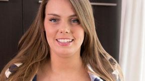 Hot Solo Action - Paula Pee