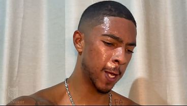 Fui a putinha dos tr&ecirc_s safados fizeram revezamento de C&uacute_ e uma Dupla DP no meu C&uacute_ e finalizaram gozando em mim (VIDEO COMPLETO NO RED)