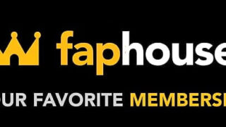 มือสมัครเล่นที่ชอบเรื่องแปลกๆ ได้รับการสอดนิ้วและกระแทกทางทวารหนักอย่างรุนแรงจนถึงจุดสุดยอดครั้งใหญ่