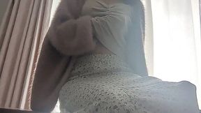 Naughty Minx Pleasuring Herself in Broad Daylight