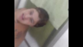 Eu vou da pro marido dela j&aacute_ que ele gosta de putinha