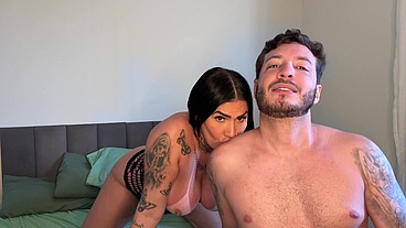 Entre uma transmissão e outra rola aquela gozada gostosa para vocês !