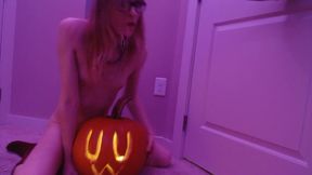 Petite Trans Trap Creampies Halloween Pumpkin Gush Explosion
