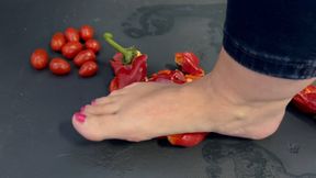 Part 2 - Crushing Food - Juicy Vegetable Crush – Barefoot Mess & Loud Splits