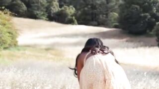 BabePutri - Hot Indonesian Beauty Striptease in Lush Green Environment