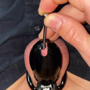 POV PUTTING PENIS PLUG IN MY LOCKED COCK