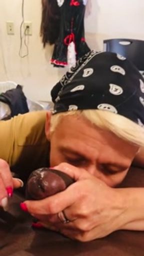 She said she loves this MONSTER cock and want my throat babies! Omg! Omg! Om freakin G! 😃🙈🥳👌🏾