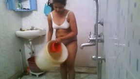 Chubby wife with perky tits shows off her naked body