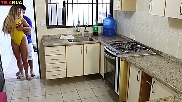 NO AQUECIMENTO PARA A COPA DO MUNDO COM O VIZINHO - EVY KETHLYN - MAX MARANHAO