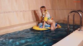 Alla hot fucks an inflatable scooter in the pool gets a real orgasm!!!