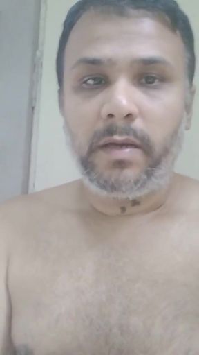 Nude Guy Fucking Horny Pussyholes for Free....