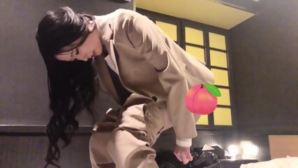 Can Japanese women pee to disaster-restrooms? Squirting masturbation with vibrators. uncensored