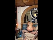 MAMEI E CALVAGUEI PRO KYLIANCRIA DURANTE A LIVE E TOMEI LEITINHO NA BOCA ENQUANTO INTERAGIA COM OS ASSINANTES