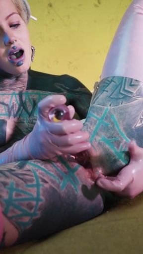 Hot Inked Girl Latex Outfit, Double Toy Penetration, Deep Stuffing   Clip 1