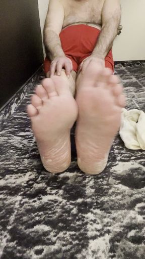 Coach Karl's Size 13 Bare Feet [8893]