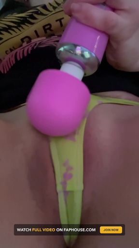 All That Pussy Such a Small Cloth