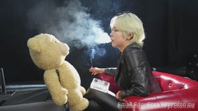 Sensory Blonde Leather Smoking Session: Deep Inhales, Thick Clouds & Intense Exhales — LI2 4K