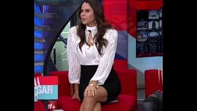 Upskirt Paola Rojas