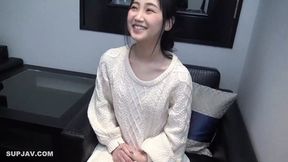 Hot Asian teen seduces with wild passion and sweet kisses