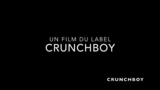 Santi Konnor martella a pelo lo stallone francese Jess Royan per una massiccia creampie anale e una sborrata