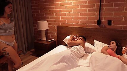 This Thicc Stepsister Always Horny And Ready to Bounce on That Dick in Our Bed