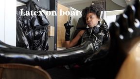 Dandara Domme: Exhibitionism with latex in public on board 4k !