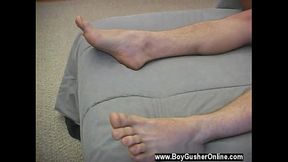 Gay jocks Tyler'_s shaft is so ample it was rigid for Derek to wrap