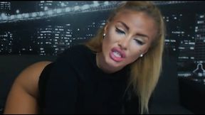 Roxi Diamond Private Show