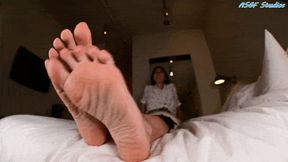 HUGE Size 12's (Liz) and Brett solos - MP4