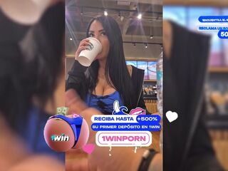 Colombiana se pone muy cachonda en un centro comercial de Bogotá - ALEJANDRA PALACIOS