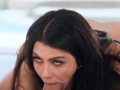 TUSHY Valentina Has A Desire For Anal