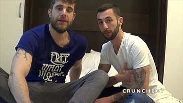 beau mec muslce baisé par un un beau espagnol TBM