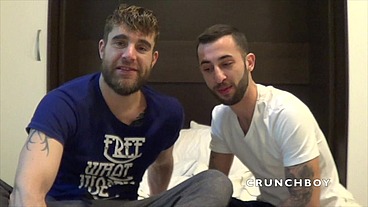 beau mec muslce baisé par un un beau espagnol TBM