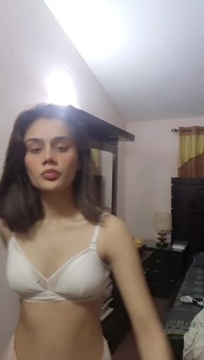 Fit Indian couple's steamy love session