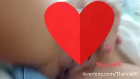 Ver sus vídeos y ponerme muy muy cerda...... Para mis fans he quitado el ♥