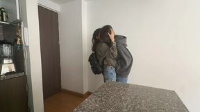 follamos en el pasillo hasta el orgasmo