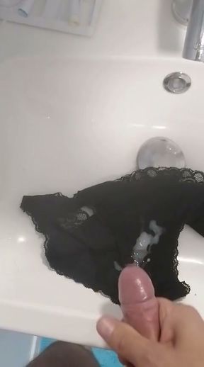 Cum on dirty pantie