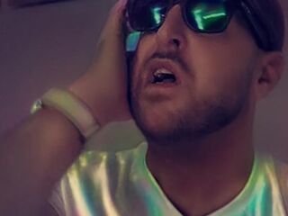 Singing, haha. Hurt - Enchanting Delilah