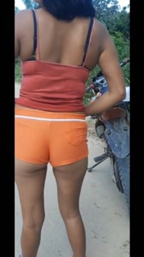 Mi sister-in-law gets caught peeing and giving up her ass tightness