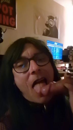 Stunning moment from &quot;Davine gets her Throat filled by a huge Cock and enjoyes the throatfucking&quot;