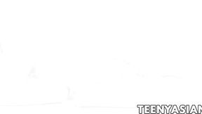 Asian fresh Sofia Su moans under massive cock