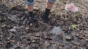 NIKE Flex Essential TR and FILA Strada muddy