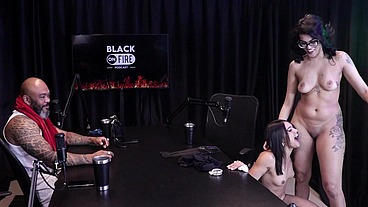 JORDANNA GOMES (JAPA JOH) NO BLACK ON FIRE COM SR. BLACK & BIA HOT - COMPLETO (WATCH ON: SHEER/RED)