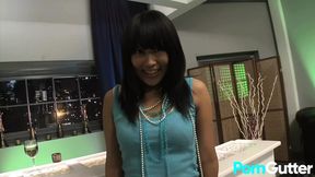 Asian Hottie Yuki Mori Seduces a Guy Into Reaming Her Pussy